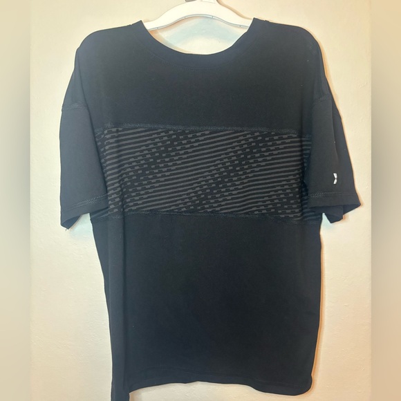 Bundle of THREE Target All in Motion boys shirts. Size M. - Picture 4 of 7